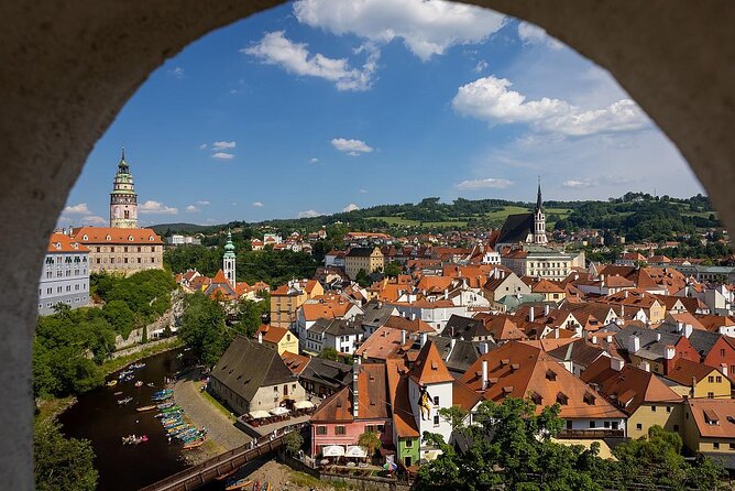 Private Transfer from Cesky Krumlov to Prague - What the two-hour journey is really like