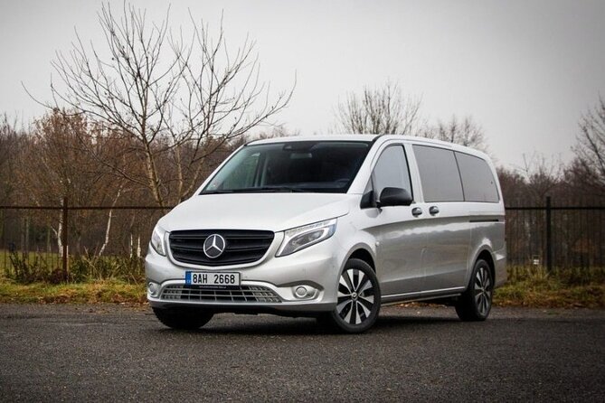 Private Transfer from Prague Airport to Prague City Hotels 1 - 7 pax - What the drive itself is like
