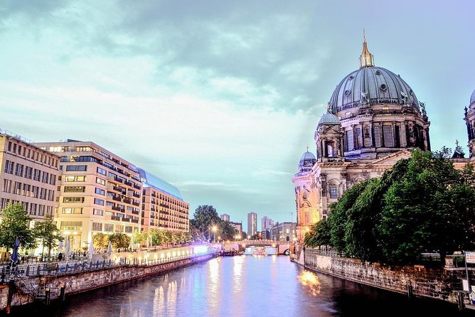 Private Transfer from Prague to Berlin, Hotel-to-hotel, English-speaking driver - The pickup in Prague: start at your own door