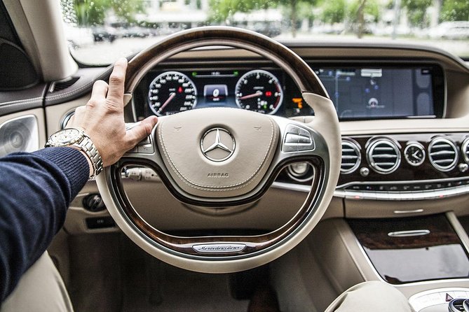 Private Transfer from Prague to Berlin, Hotel-to-hotel, English-speaking driver - Comfort and service quality
