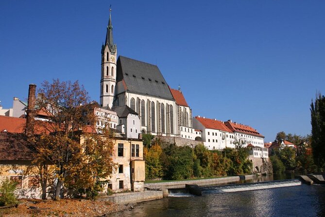 Private Transfer from Prague to Passau with stopover in Cesky Krumlov - Key points to know before booking
