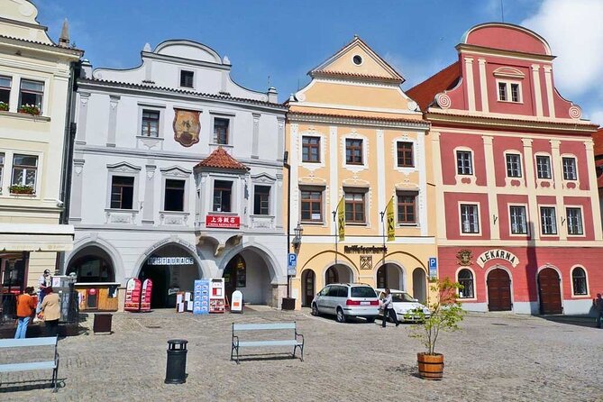 Private Transfer from Prague to Passau with stopover in Cesky Krumlov - Judging the $750.77 price