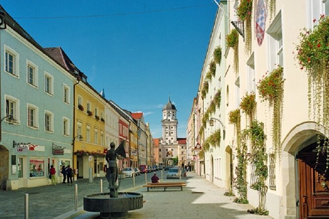 Private Transfer from Prague to Vilshofen with stop in Č.Krumlov or Hluboká - Key points to know before booking