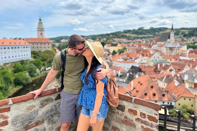 Private UNESCO Český Krumlov Trip from Prague with Local Guide - The Castle Garden and its cascading fountain