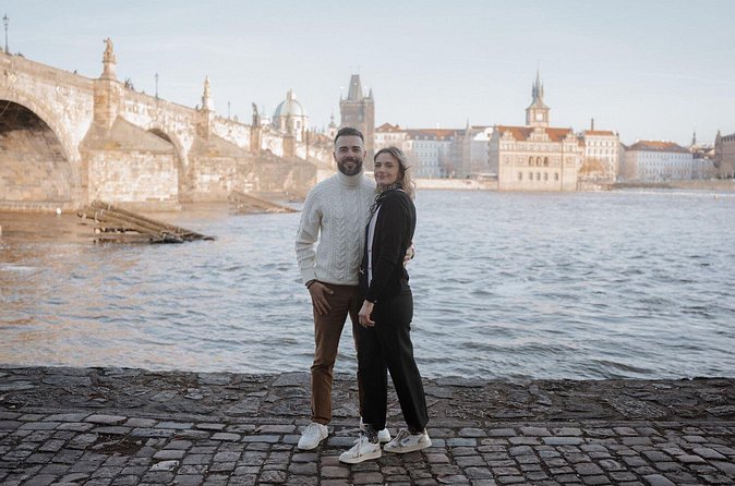 Professional photoshoot at Charles Bridge Prague - The photographer’s role, with Polina as a useful example