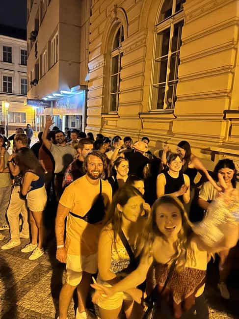 Pub Crawl with Shots and Night Club I Prague - What the $18 price really gets you