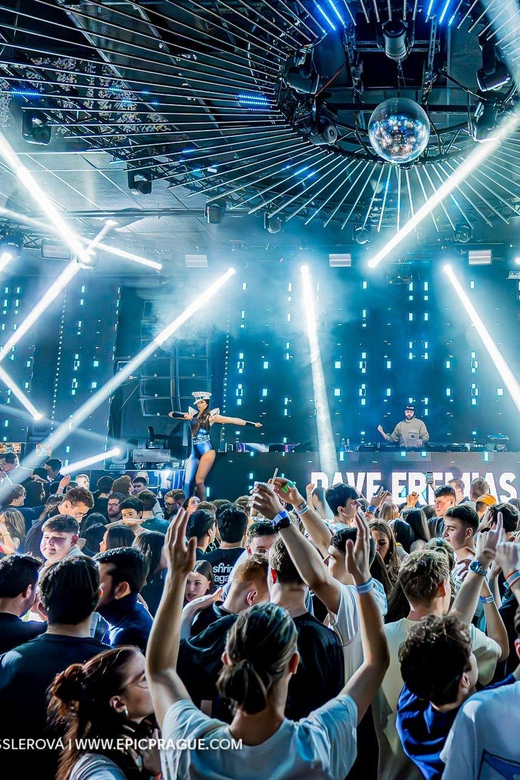 Pub Crawl with Shots and Night Club I Prague - Who will enjoy this pub crawl most
