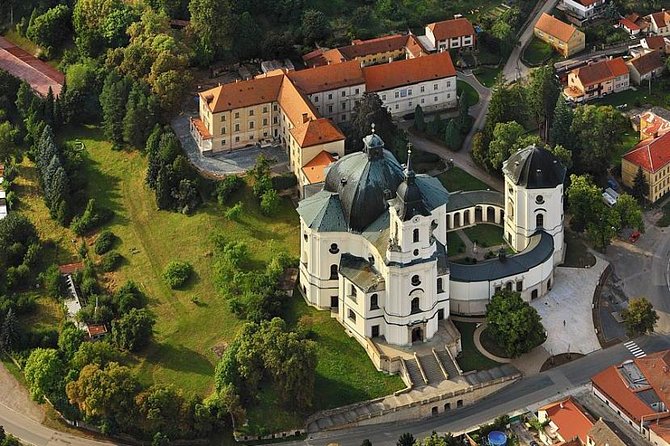 PUNKVA CAVES, ABYSS and PERNSTEJN CASTLE =only from Apr to Sep - Looking down into the Macocha Abyss