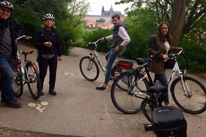 Radtour durch Prag auf Deutsch - Prague Castle in a ten-minute visit