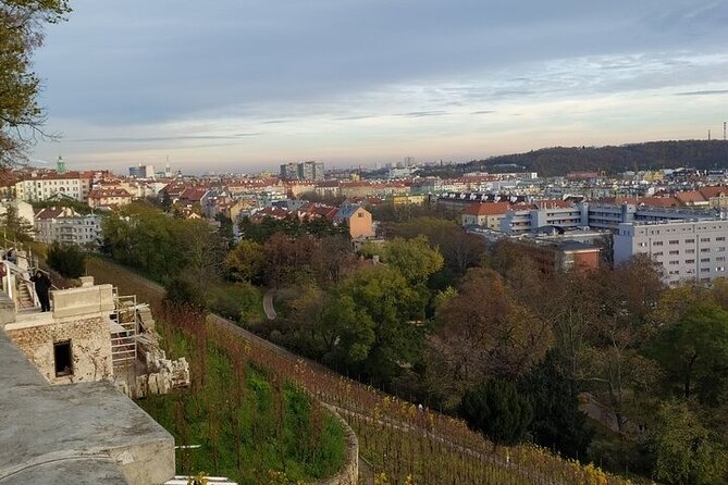 Real Prague - Charles Bridge, Prague Castle, and the Astronomical Clock