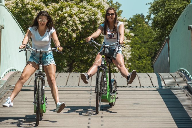 Rent your E-Scooter Hugo Bike in Prague! - Is $49.37 a fair price?