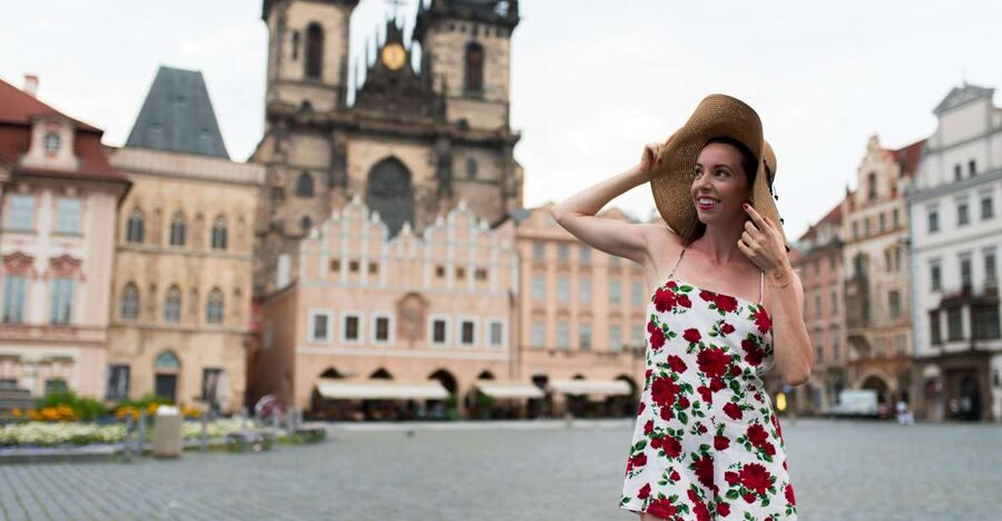 Romantic Photoshoot Experience for Couples in Prague - How the photography itself works