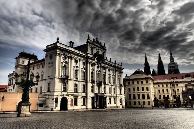 Saint Vitus Cathedral and Hidden Gems of Prague Castle - St. Vitus Cathedral with time to look up