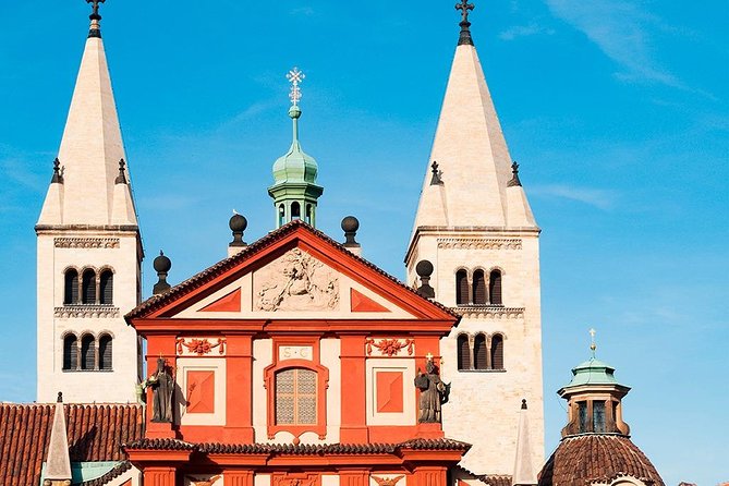 Self-Guided Audio Tour - Prague Castle District - Golden Lane and the Alchemist’s Tale