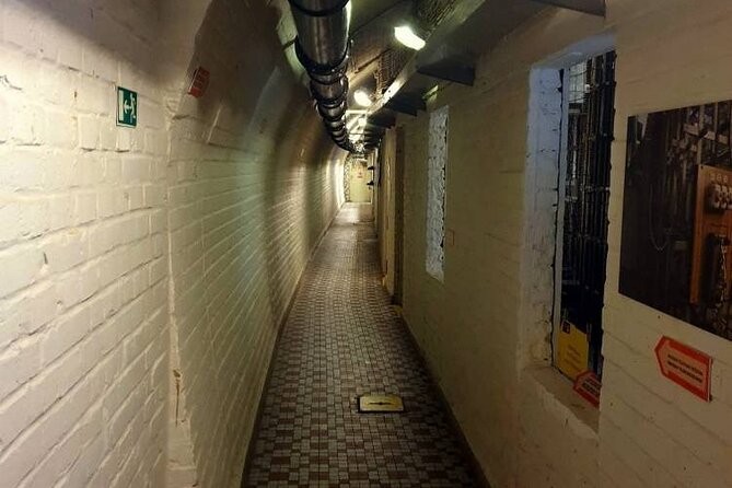 Skip the Line: 10-Z Bunker Entrance Ticket in Brno - Screens, subtitles, and the limits of English
