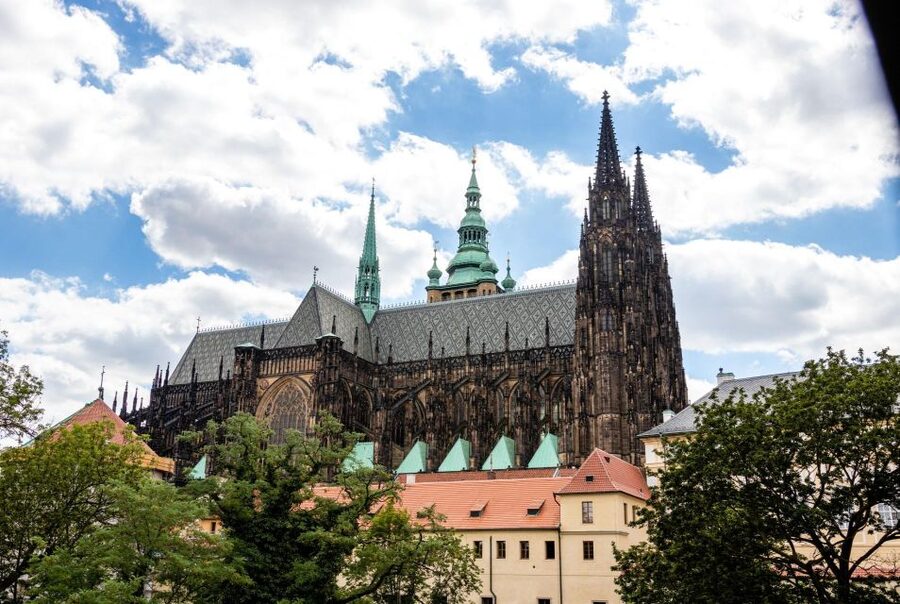 Skip-the-line Petrin Tower Prague Private Tour with Tickets - What a private guide adds