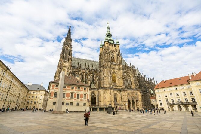 Skip the line: Prague Castle Interiors Tour with Local Guide - The uphill ride and the meeting point