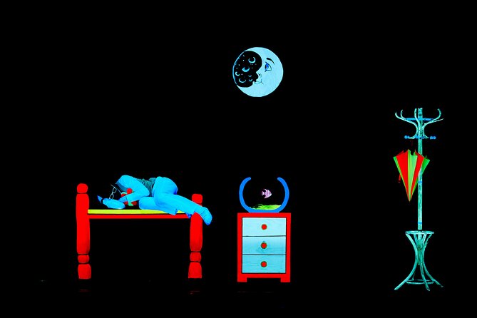 Skip the Line: WOW Show Black Light Theater in Prague Ticket - Fluorescent costumes, dance, and acrobatics