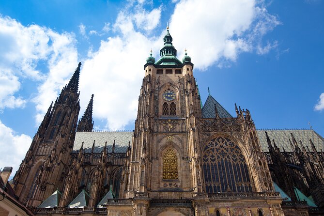 Small-Group Half-Day Prague Walking Tour - The guides are the main reason to choose this experience