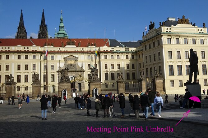 Small-Group Tour of Prague Castle with a local guide - Why Prague Castle works best with a guide