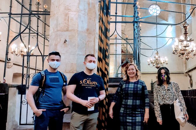 Stories of Jewish Prague Walking Tour - The guides make or break the three hours