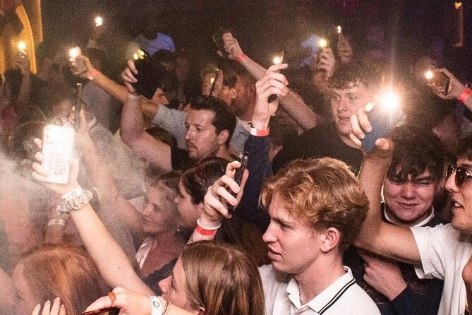 SUNDAY PARTY IN PRAGUE | Admission Ticket - The mood: social, international and high-energy