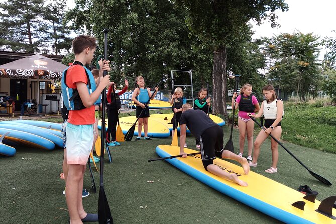 SUP - Paddleboard: Tour in the Centre of Prague - The first minutes: warm-up and basic paddleboard skills