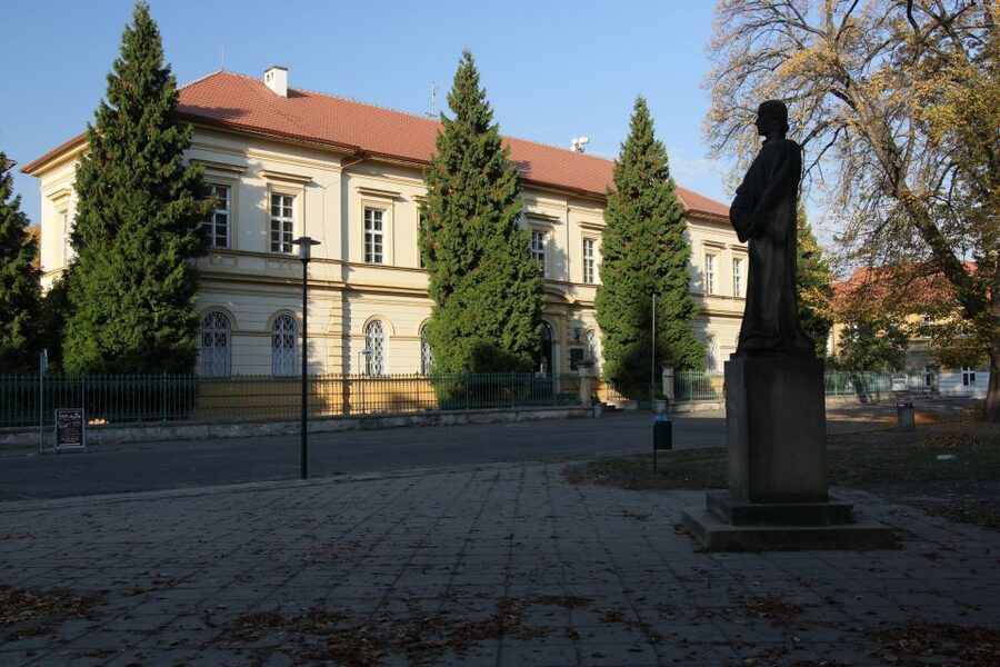 Terezin Memorial: Entry Ticket Combo w. Guided Walking Tour - Is $18 good value?
