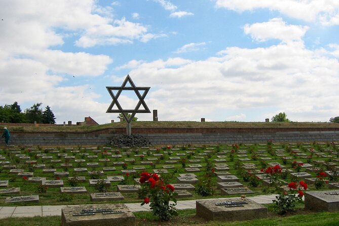 TEREZIN WWII Concentration Camp - with PERSONAL PRAGUE GUIDE - Why Terezin deserves a full half-day