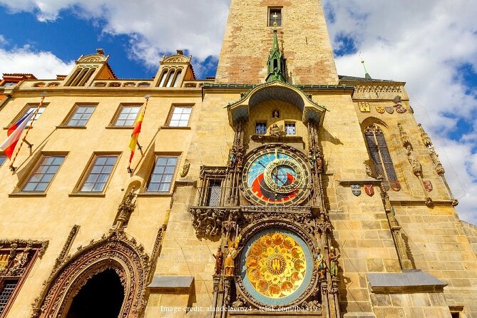 The Best of Prague: Private Half-Day Walking Tour - What the private format changes