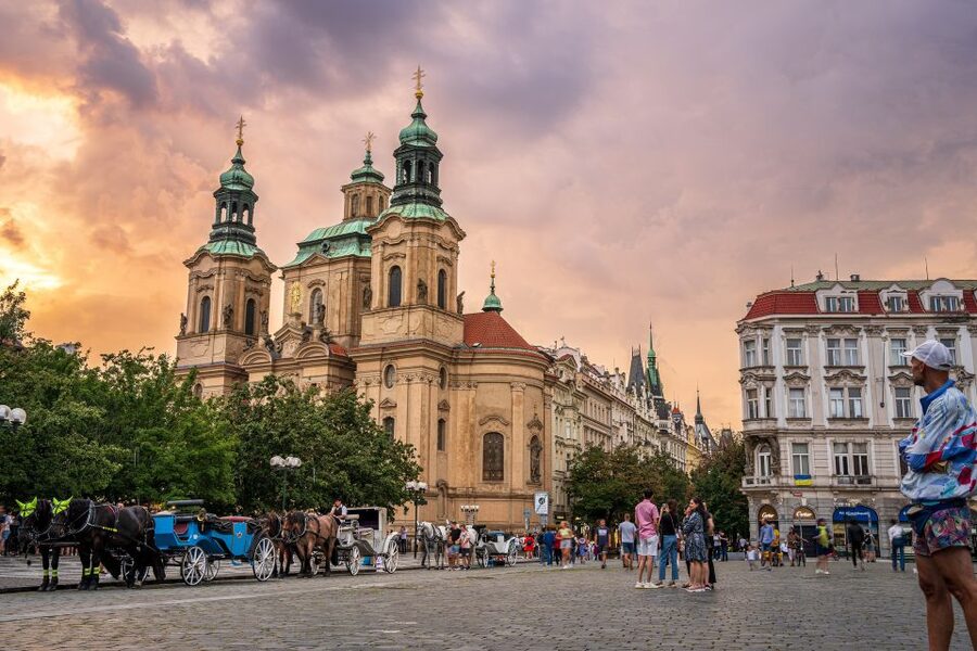 The Royal road, walking tour in french - Why the Royal Road is a smart first walk in Prague