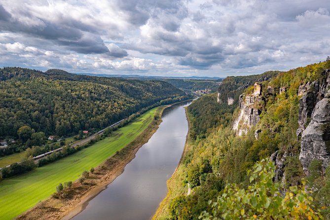Top Full-Day Adventure: Bohemian & Saxon Switzerland from Prague - What the guides add to the day