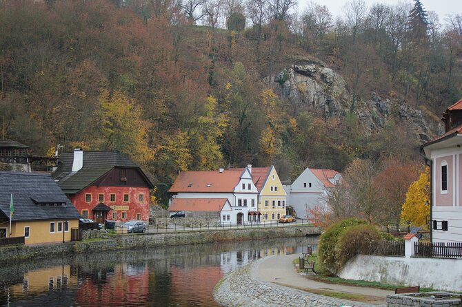 Touristic highlights of Český Krumlov on a Private half day tour with a local - Why a private four-hour tour works well here