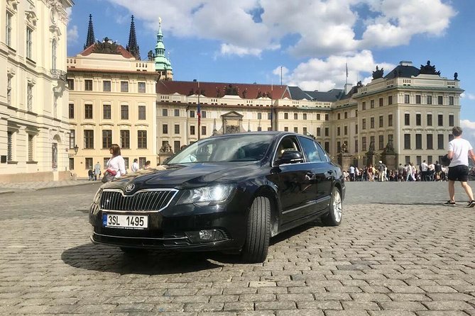 Transfer from Prague Hotel to Airport Prague - What the ride itself is like