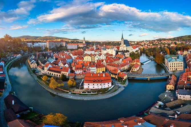 Transfer from Prague to Salzburg with Tour Stop in Cesky Krumlov - Key points to know before booking