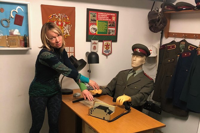 Velvet Revolution and Communism tour with PERSONAL PRAGUE GUIDE - Old Town Square and the February 1948 turning point