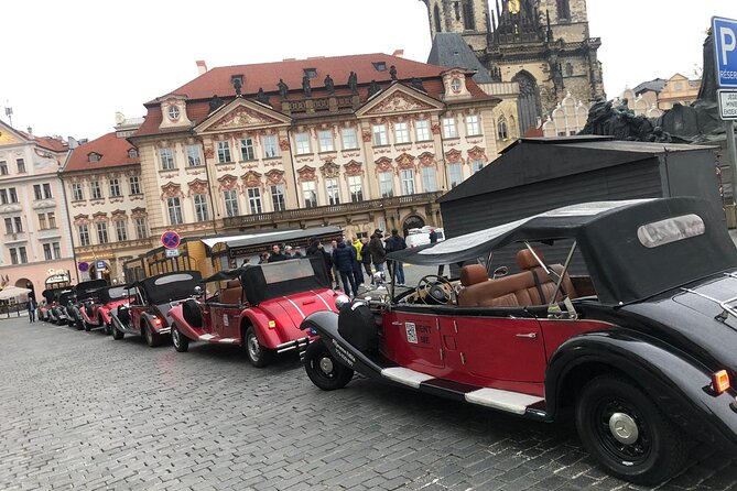 Vintage Cars Prague - Grand City Tour 150min / 1-6 pers. 2,5hrs - Paris Street and Prague’s polished side