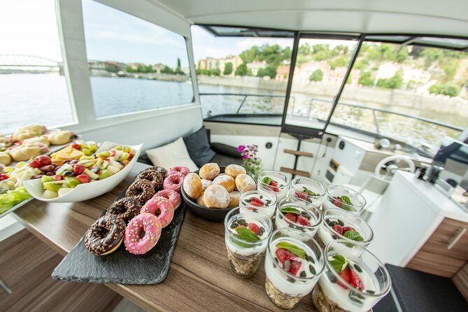 VIP Prague YachtBoat ONE Experience: All-You-Can-Drink - A Private Setting for Birthdays and Family Events