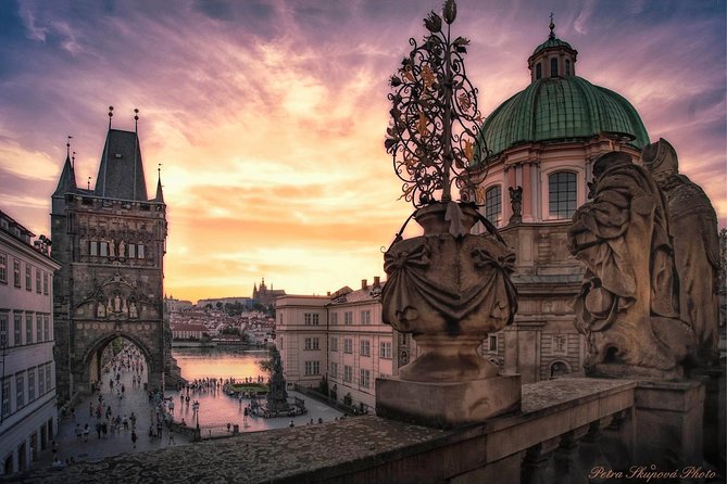 VIP Private tour Prague: Castle, Lunch, Beer, Boat - The one-hour Vltava boat ride