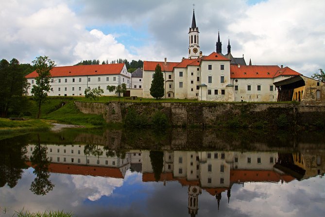 Vltava River Rafting - Visiting Prague, Cesky Krumlov - What the $1,035.57 price really buys