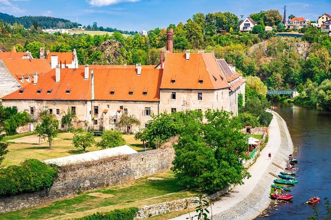 Vltava River Rafting - Visiting Prague, Cesky Krumlov - Rožmberk Castle adds a strong historic stop