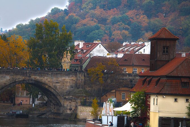 Walking through ages: 11th to 21st century, Prague flavoured - Old Town Square and the medieval city center