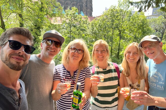 Walking Tour in Prague Castle complex by Czechoslovak Local - Prague Castle, where old power meets modern government