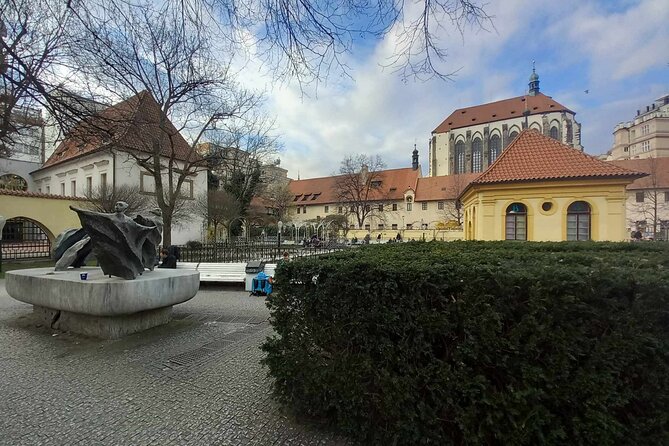 Walking Tour in Prague with Local Historian - Is $25 a fair price?
