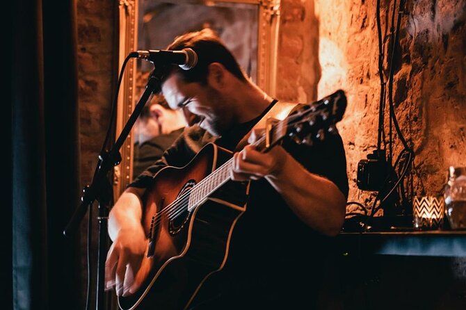 Wednesday Night Live Music and Cocktails Ticket in Kontakt Bar - What Makes This Night Worth Considering