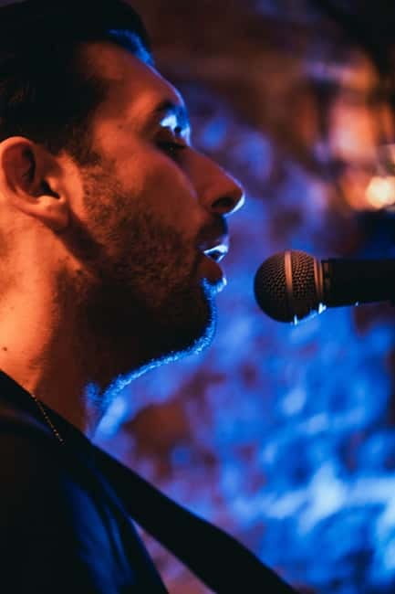 Wednesday Night Live Music with Cocktails - Why this small Prague bar makes a good music stop