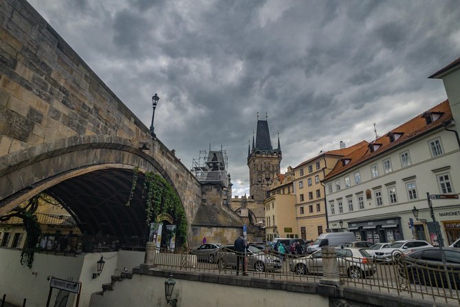Welcome to Prague - Private Tour with Licensed Guide - What a private guide changes